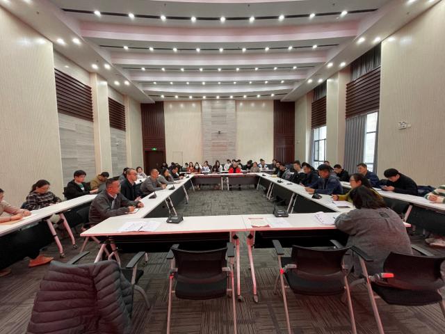 习近平总书记给武汉大学参加中国南北极科学考察队师生代表的回信