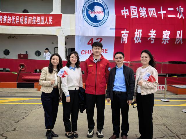 队员胡昌宏回国